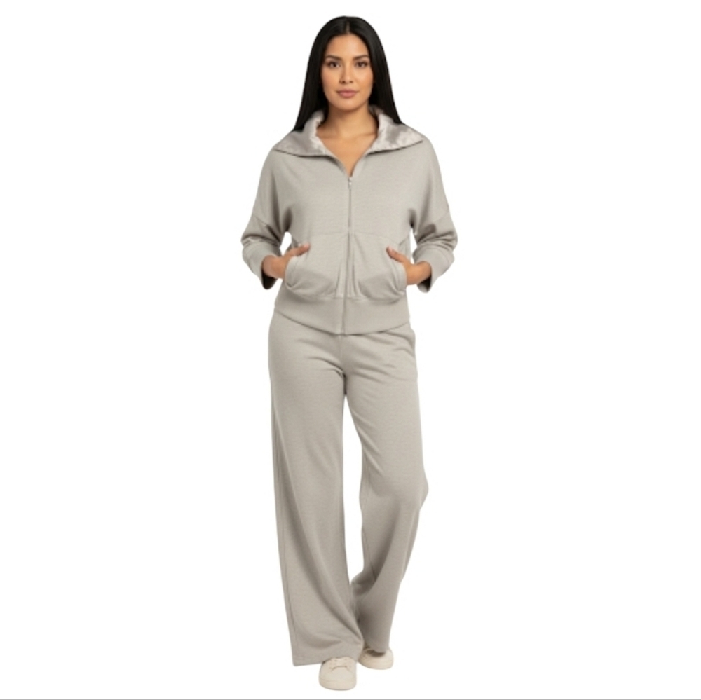 Ellen Tracy Light Gray Women's Silk Blend Jogger Set